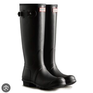 Hunter Black Women's Winter & Rain Boots